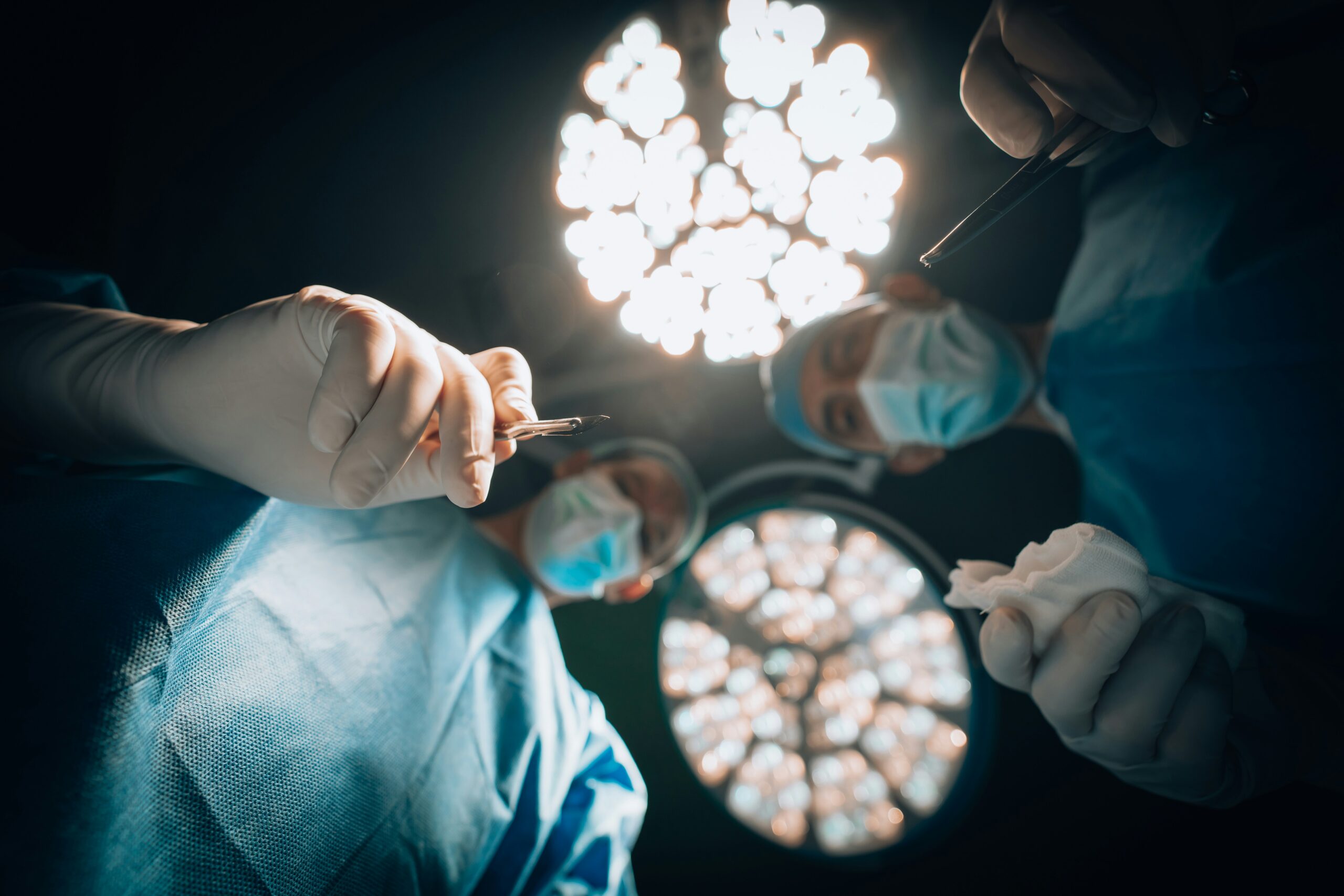 Morta Pathology Services - high-performance autopsy saw and blade.